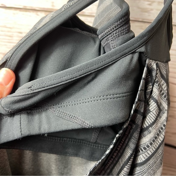 Fabletics Norwalk Geometric Print Built in Bra Tank Top - Picture 3 of 7